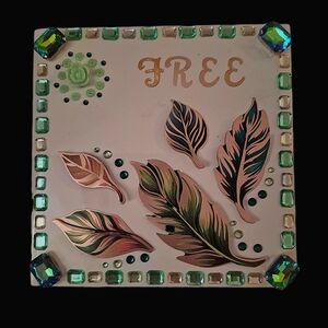 16"×16" SQUARE FREEDOM FEATHERS CERAMIC WALL ART